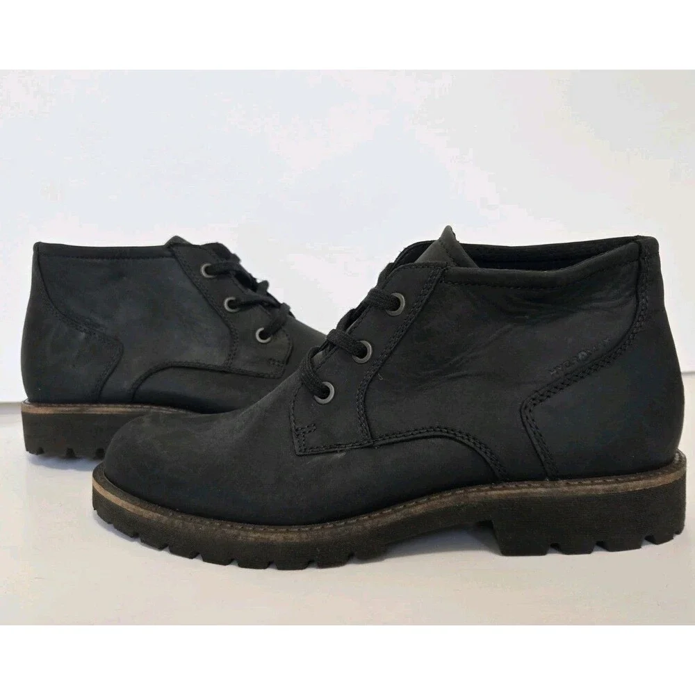 ECCO Boots Mens 8 8.5 Jamestown Black Leather Mid Chukka Ankle Preppy Casual NWT